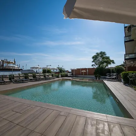 Diffusi Di Fiorita Con Accesso Alle Piscine Della Principale * Cattolica