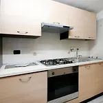 Diffusi Di Fiorita Con Accesso Alle Piscine Della Principale Appartamento