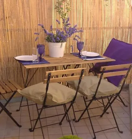 Diffusi Di Fiorita Con Accesso Alle Piscine Della Principale