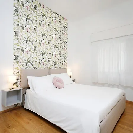 Apartment Diffusi Di Fiorita Con Accesso Alle Piscine Della Principale *