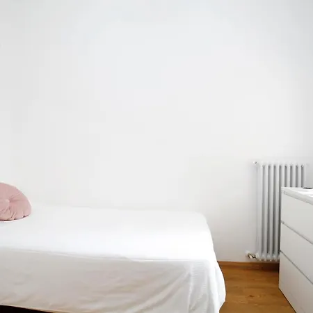 Diffusi Di Fiorita Con Accesso Alle Piscine Della Principale Appartamento Cattolica