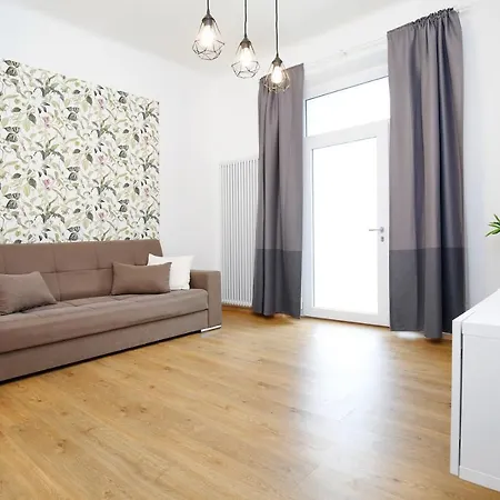 Diffusi Di Fiorita Con Accesso Alle Piscine Della Principale Apartment *