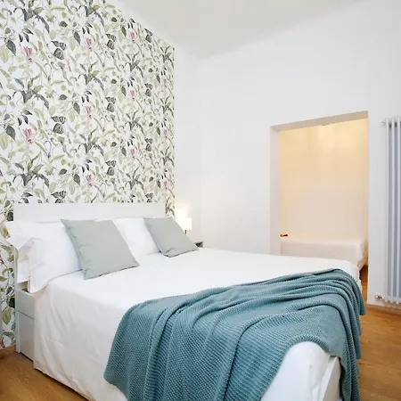 Diffusi Di Fiorita Con Accesso Alle Piscine Della Principale