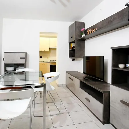 Apartment Diffusi Di Fiorita Con Accesso Alle Piscine Della Principale *