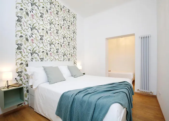 Diffusi Di Fiorita Con Accesso Alle Piscine Della Principale