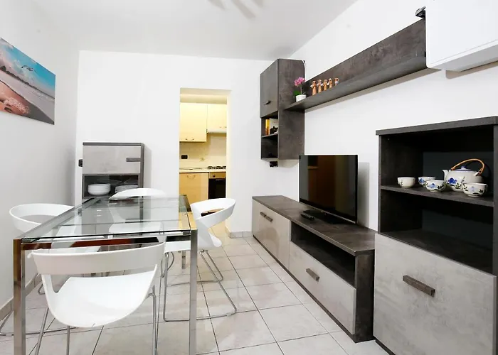 Apartman Diffusi Di Fiorita Con Accesso Alle Piscine Della Principale *